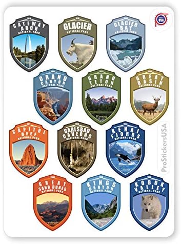 Набор от стикери Shields Collection размер на 1,4 х 2,0 инча от 63 национални паркове на САЩ. Карта на национални паркове на САЩ.
