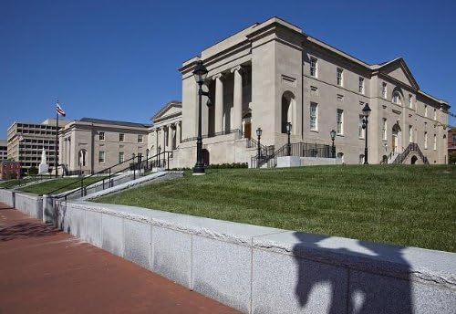 Снимка: Апелативен съд на окръг Колумбия, Индиана авеню Вашингтон, окръг Колумбия, Карол Хайсмит, Фотограф
